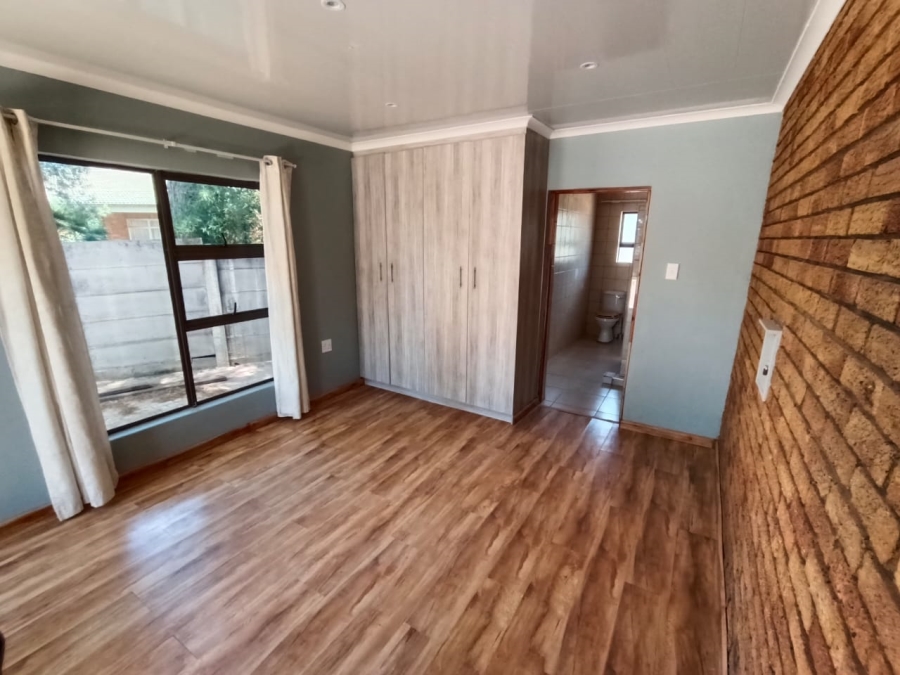 4 Bedroom Property for Sale in Elandia Free State